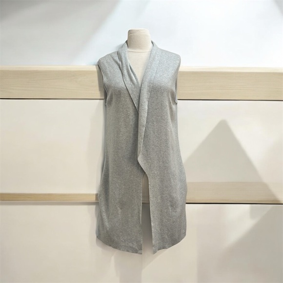 Ted Baker Jackets & Blazers - Ted Baker Gray Sleeveless Vest